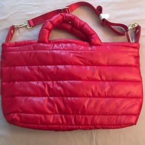 Estee Lauder puffer bag. Red